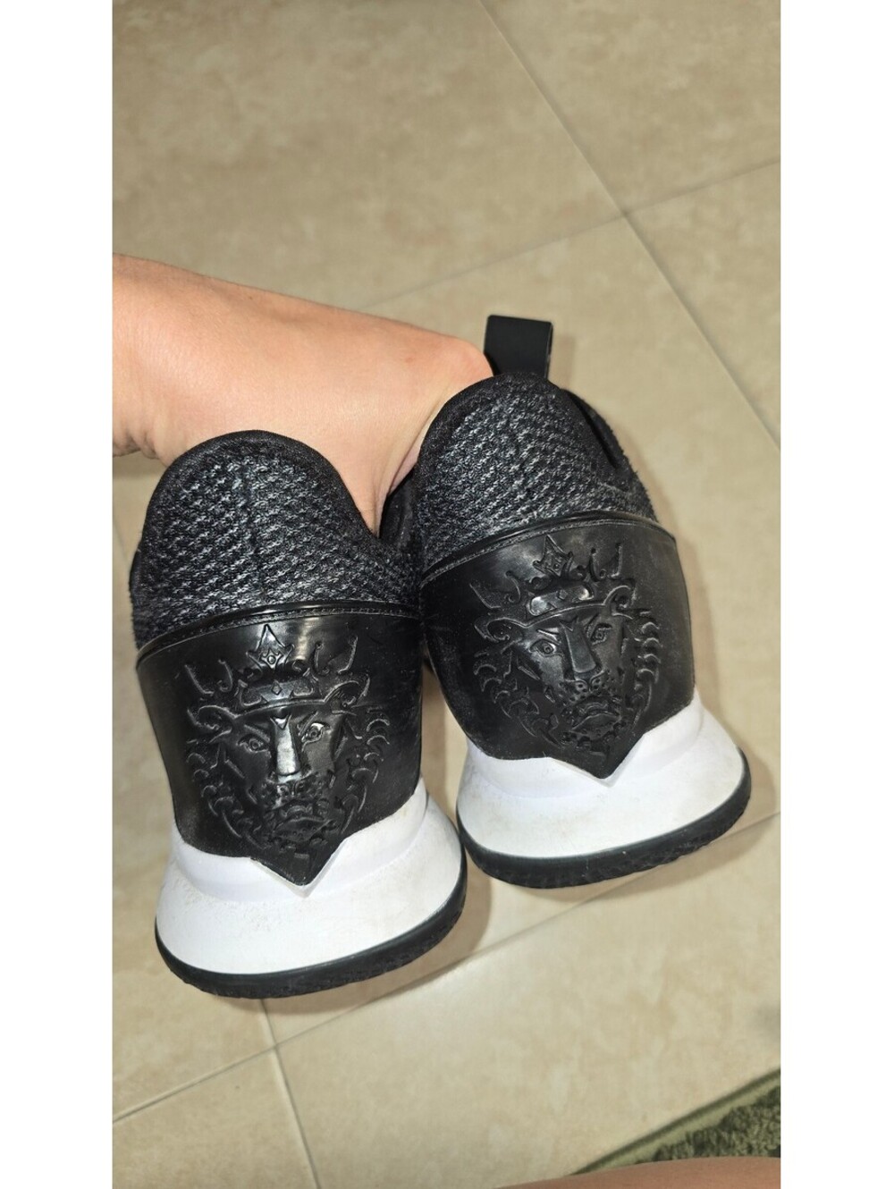 Nike LeBron Witness 4 Basketball Shoes Black White Men’s 10